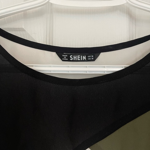 Shein top- size medium - Picture 2 of 2
